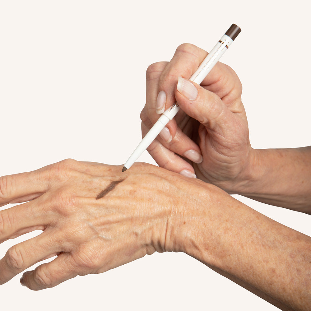 LÁPIS DE OLHOS EM GEL