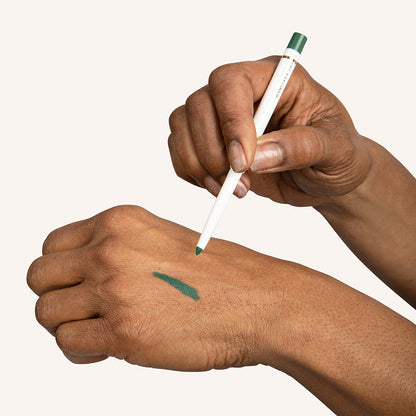 LÁPIS DE OLHOS EM GEL