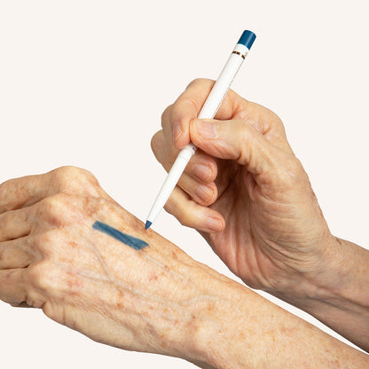 LÁPIS DE OLHOS EM GEL